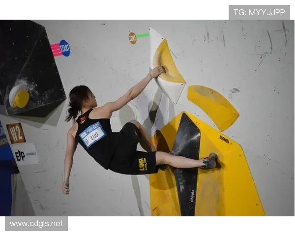 上海攀岩队与杭州攀岩队的力量对决赛后分析与反思