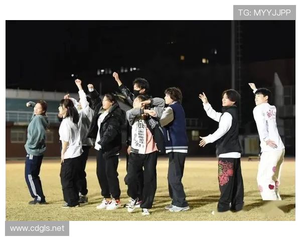 全国街舞大赛点评:西安飞盘队展现速度与激情的完美结合 全国街舞大赛点评:西安飞盘队展现速度与激情的完美结合