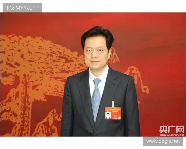 杨军专访揭秘滑板行业成功秘诀与未来发展趋势 杨军专访揭秘滑板行业成功秘诀与未来发展趋势